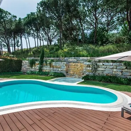 Sleeps 14 With Pool Air Con And Wifi Villa