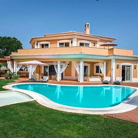Sleeps 14 With Pool Air Con And Wifi * Quinta do Lago