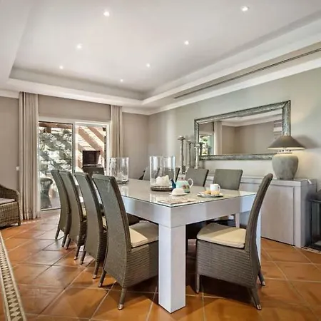 Villa Sleeps 14 With Pool Air Con And Wifi Quinta do Lago