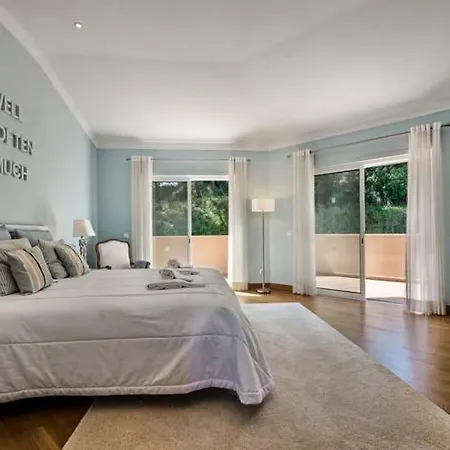 Vila Sleeps 14 With Pool Air Con And Wifi Quinta do Lago